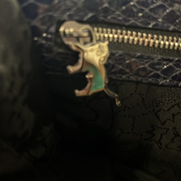 Blue animal skin like bag by STORI beautifully handcrafted lots of pockets - Picture 9 of 9